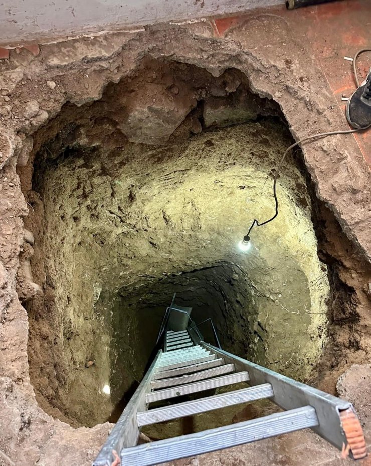 Kars’ta polis define avcılarını suçüstü yakaladı