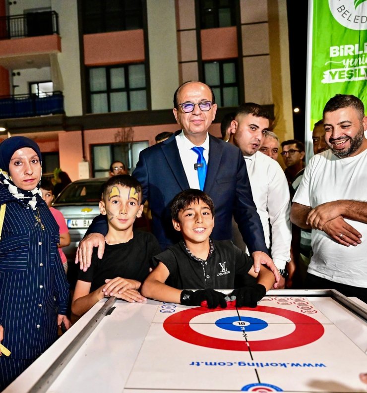 İkizce TOKİ 1. Etap Konutları’nda ‘Yeşilyurt Yaz Akşamları’ coşkusu yaşandı