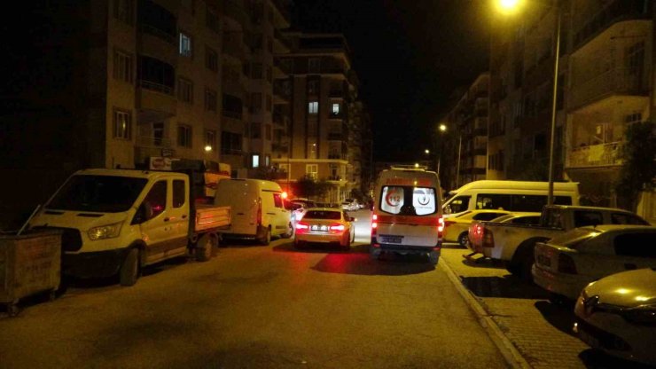 Malatya’da yaşlı kadın evinde yarı çıplak halde ölü bulundu
