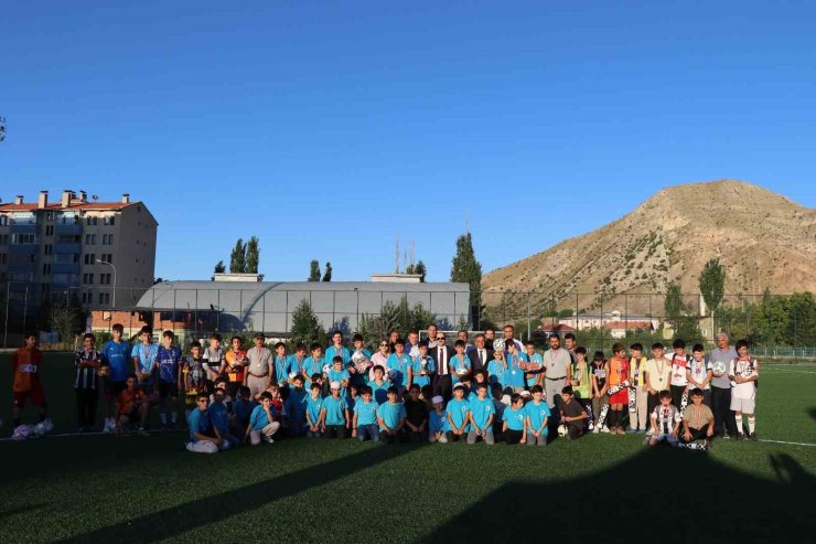 Oltu’da Yaz Kur’an Kursları Futbol Turnuvası sona erdi