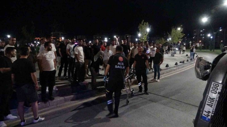 Malatya’da kontrolden çıkan araç yan yattı: 1 yaralı