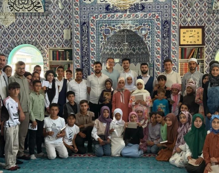 Hamur’da yaz Kur’an kursu öğrencileri yarışmada buluştu