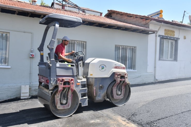 Aşağıbağlar Mahallesi’nde yol konforu artıyor
