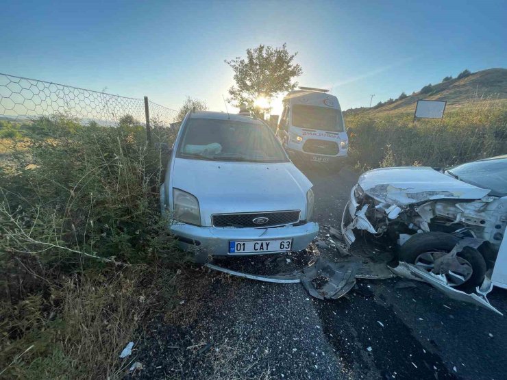 Bingöl’de trafik kazası: 3 yaralı