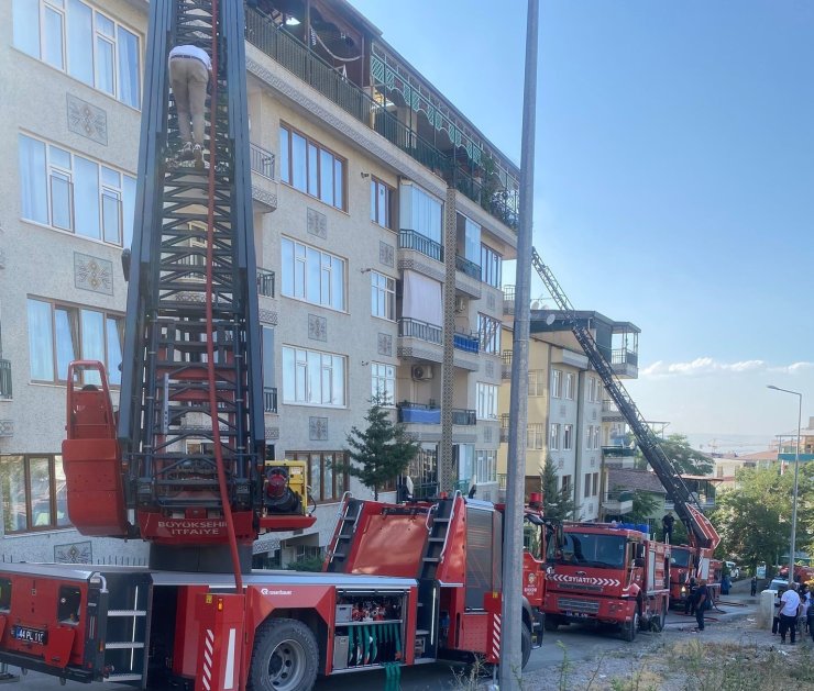 Malatya’da ev yangını