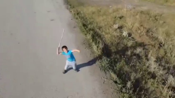 Bir çocuğun drone ile sınavı