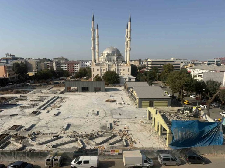 Iğdır’da Haydar Aliyev Parkı’nda yapımı devam eden alandaki yıkıma tepki