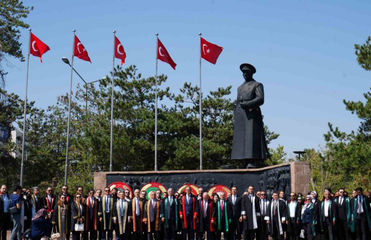 Adli yıl açılışında hukukun üstünlüğü vurgusu