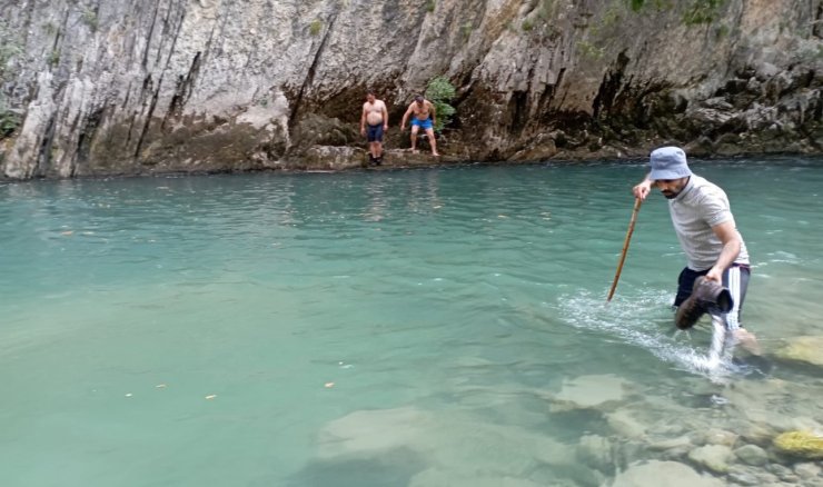 Avaşin Deresi’nde kaybolan çocuğu arama çalışmaları devam ediyor