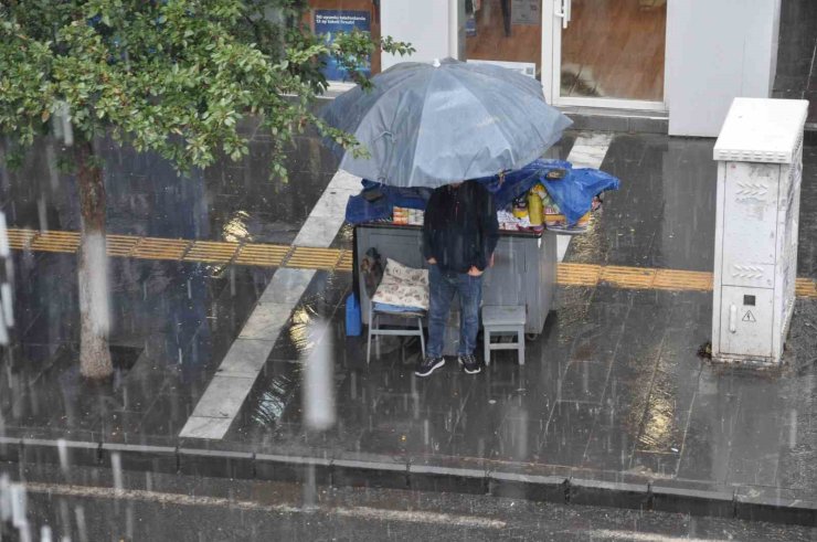 Meteoroloji’den Kars’ta sağanak yağmur uyarısı