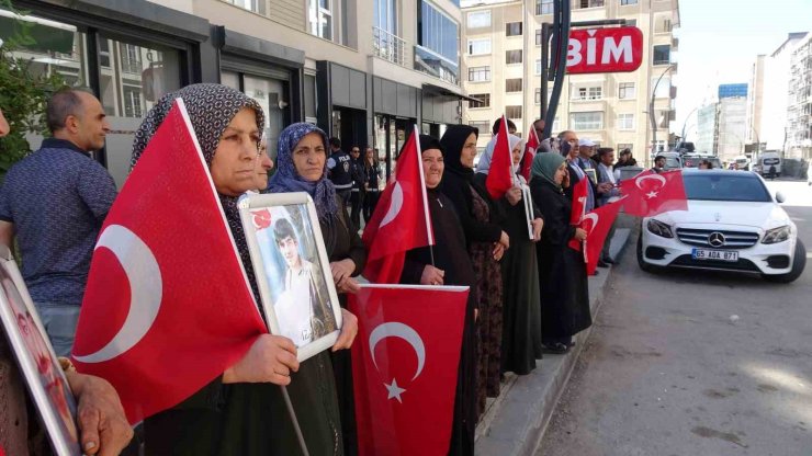 Vanlı anne: "Barış olsun, bu acı bitsin"