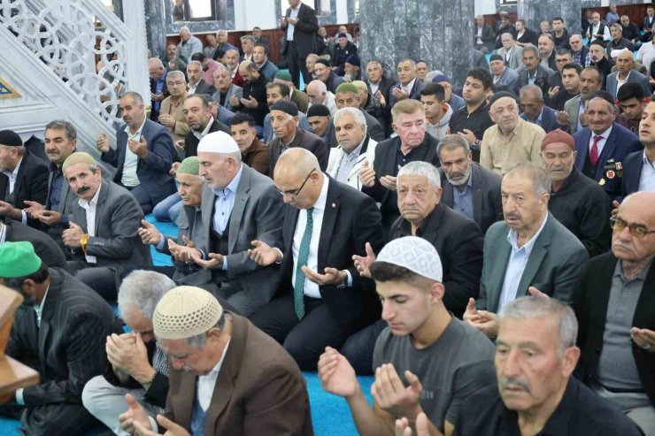 Ağrı’da Gaziler Günü dolayısıyla mevlid programı düzenlendi