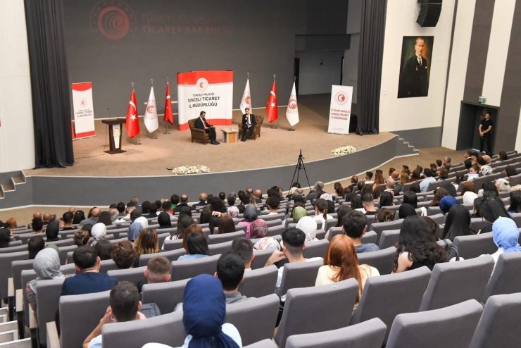 Vali Aygöl, gençlerle buluştu