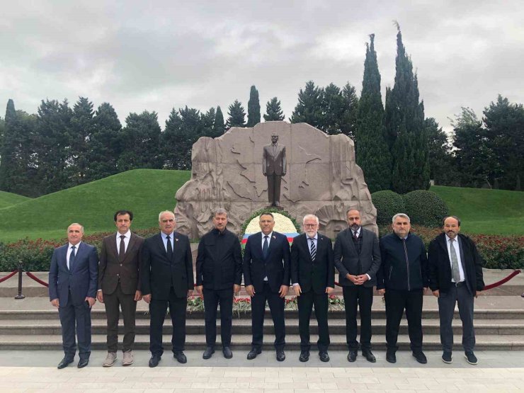 Rektör Hamdullah Şevli, Azerbaycan’da resmi temaslarda bulundu