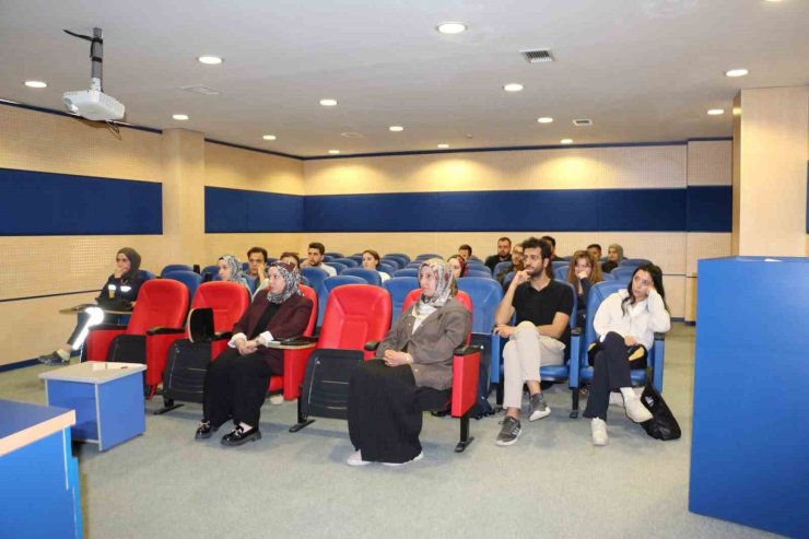 Elazığ’da sağlıkta kalite standartları eğitimi