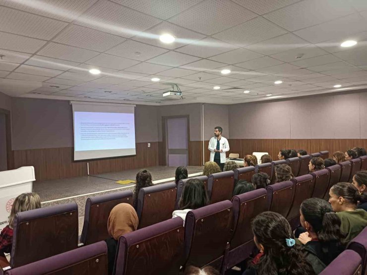 Tunceli’de meme kanseri farkındalık çalışmaları sürüyor