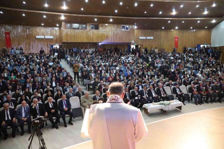 Fırat Üniversitesi’nde akademik yılı açılış töreni yapıldı