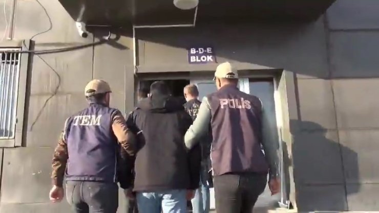 Bingöl’de kesinleşmiş hapis cezasıyla aranan 3 zanlı tutuklandı