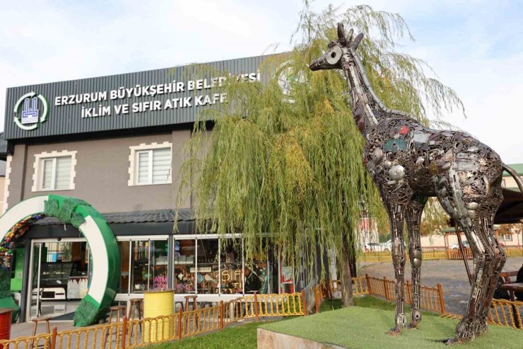 Büyükşehir’in "Sıfır Atık Kafe Ve Otobüs Durağı Projesi" Türkiye birincisi oldu