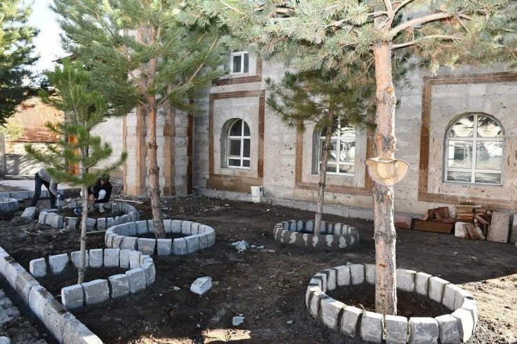 Patnos Belediyesi hizmette hız kesmiyor