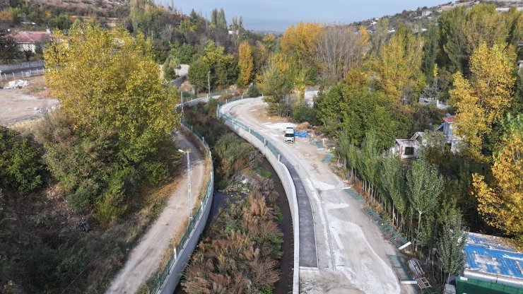 Başkan Geçit: "Beylerderesi Bisiklet ve Yürüyüş Yolu" projesini inceledi