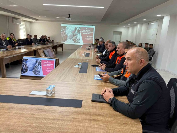 Van’da ’Kış mevsimi trafik tedbirleri’ toplantısı yapıldı