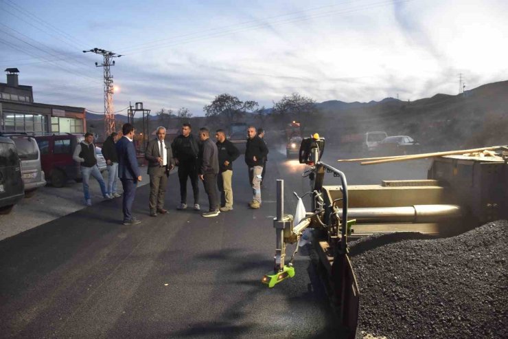 Oltu’da asfalt seferberliği