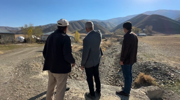 Yüksekova’da su taşkınlarına karşı önlemler alınıyor