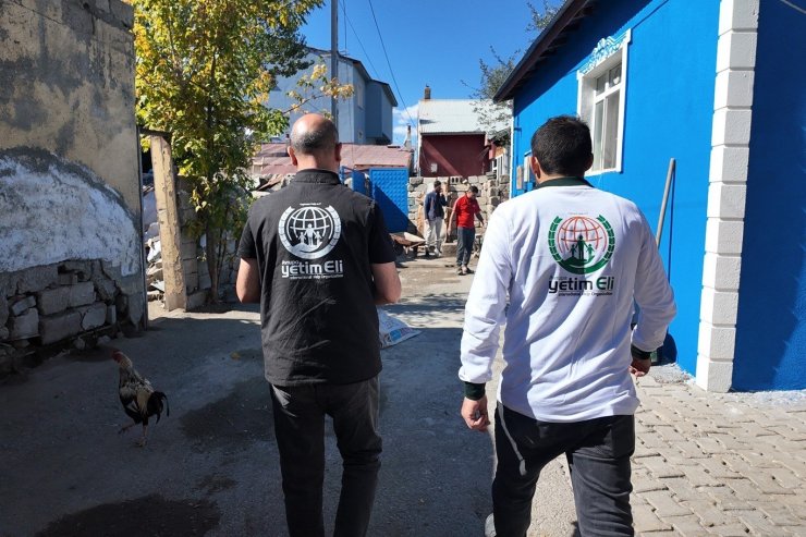 Avrupa Yetim Eli Derneği Ağrı’da nakdi yardım gerçekleştidi