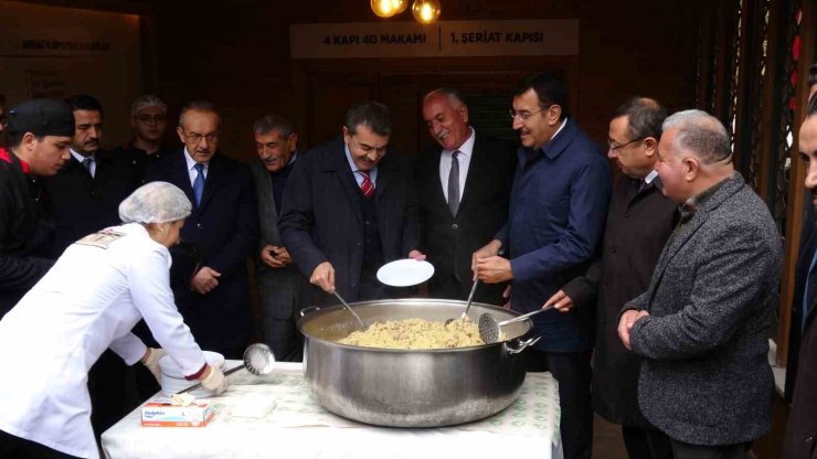 Bakan Tekin: "OHAL’in kaldırılması ve inanç özgürlüğü alanında atılan adımlar Türkiye’nin demokratikleşmesine önemli katkılar sağladı"
