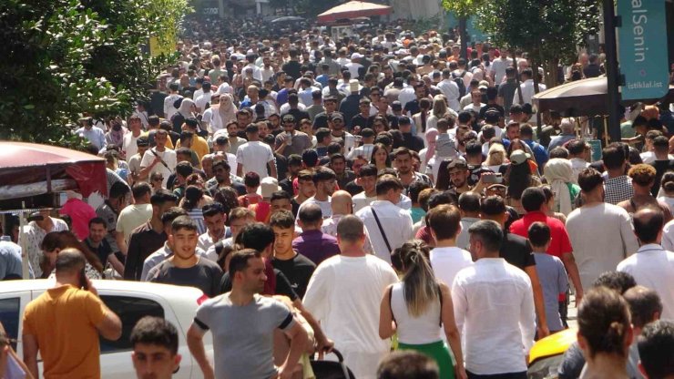 Genç nüfusta işsizlik yüzde 15,3’e geriledi