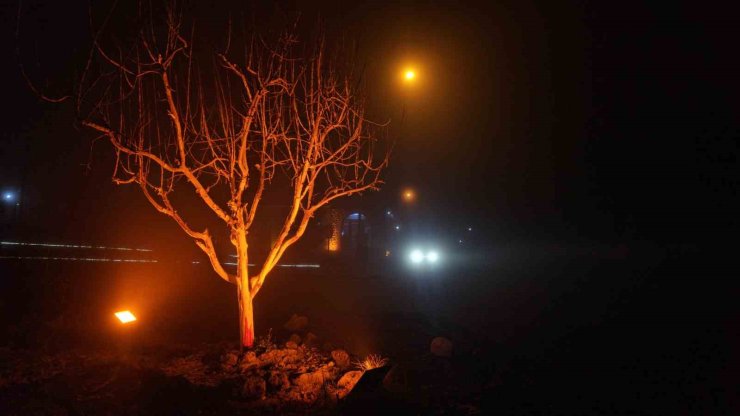 Elazığ’da yoğun sis: 4 bin yıllık Harput Mahallesi’nde göz gözü görmedi