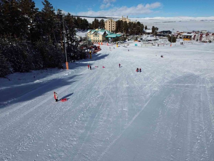 Sarıkamış’ta kayak heyecanı başlıyor
