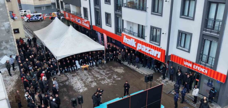 EBB’den yeni bir yatırım daha: Vaniefendi halk pazarı açıldı