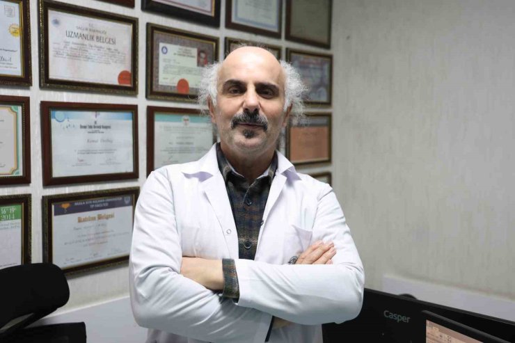 Kadın Hastalıkları Uzmanı Diribaş: "İnfluenza grubu virüslerin anne karnındaki bebeklere geçişi olmuyor"