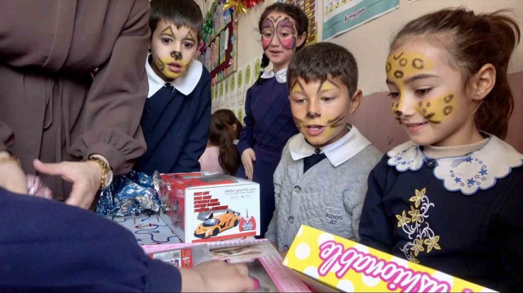 "Mutluluk Harekatı" ile binlerce çocuğun hayali gerçeğe dönüştü