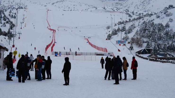 Erzincan Ergan Kayak Merkezinde sömestir yoğunluğu