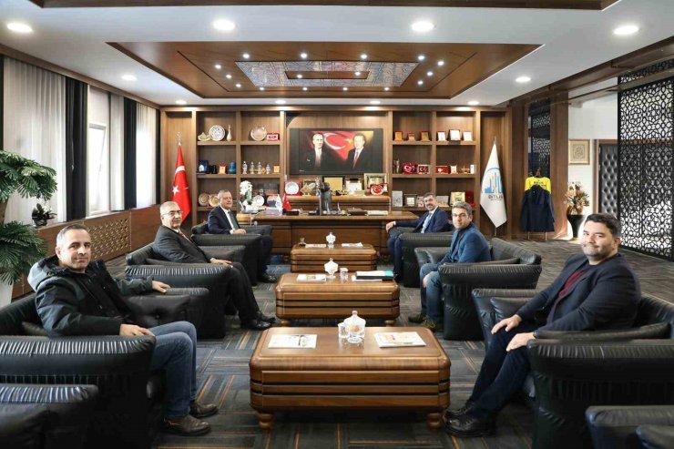 BEÜ ile Bitlis Belediyesi arasında dijital eğitimde iş birliği protokolü imzalandı