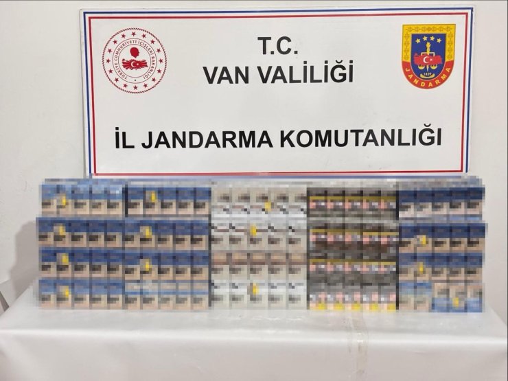 Van’da silah ve kaçak sigara ele geçirildi