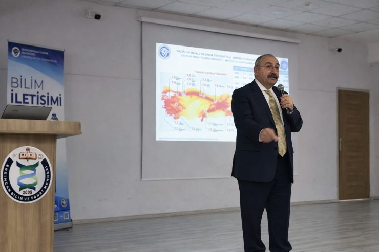 Erzincan’da deprem bilincini artırmaya yönelik konferans düzenlendi