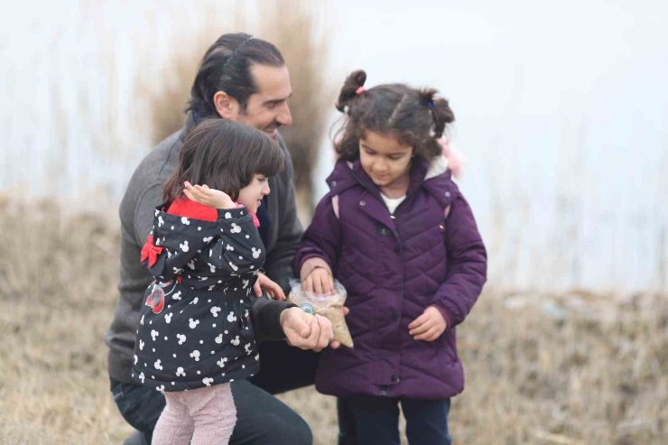 Iğdır’da kuşlar için yemleme ve gözlem etkinliği