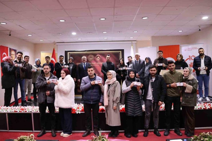 Evlenirken devletten destek gören gençler bir araya geldi