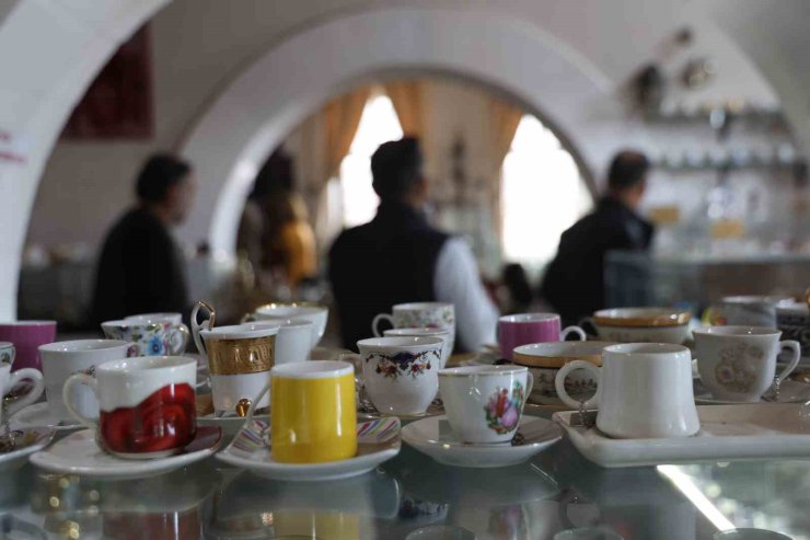 Dünyada sadece Elazığ’da olan ’Kahve Fincanı Müzesi’ 700 bin kişiyi ağırladı