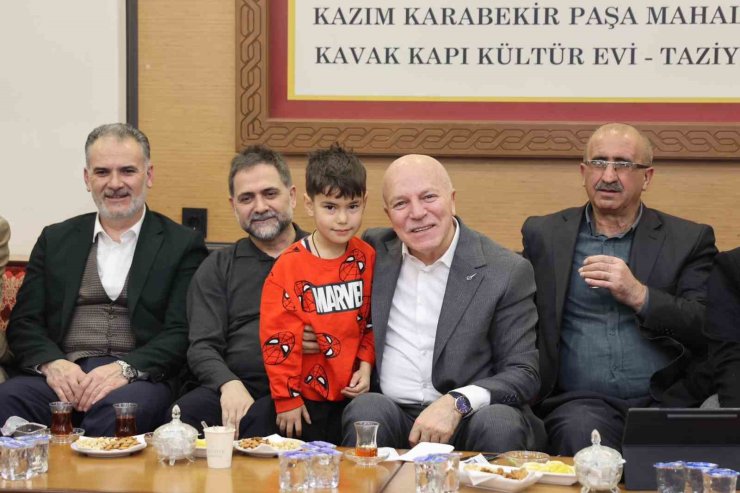 Başkan Sekmen ve Uçar vatandaşla buluştu