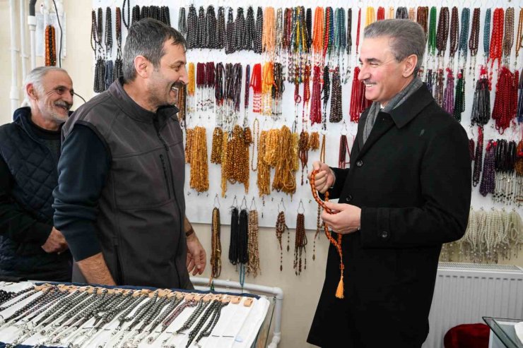 Vali Baruş’tan esnafa Ramazan ziyareti