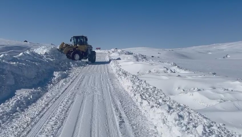 karsta-kapali-koy-yollari-tek-tek-aciliyor-7.jpg