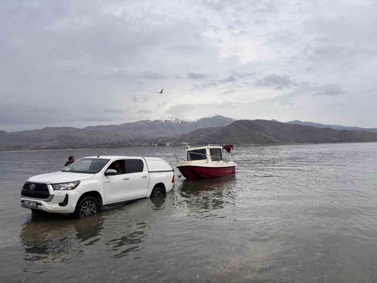 Elazığ’da kış mevsimi balık örneklemesi çalışması
