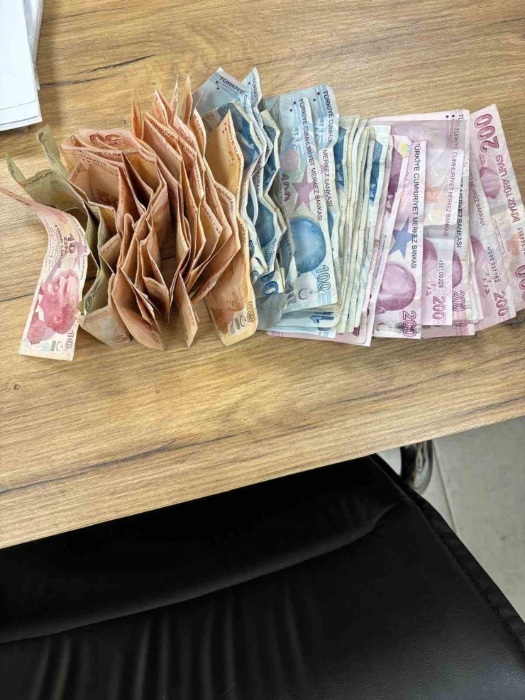 Elazığ’da dilencilik yapan kadınların üstünde 4 bin lira çıktı