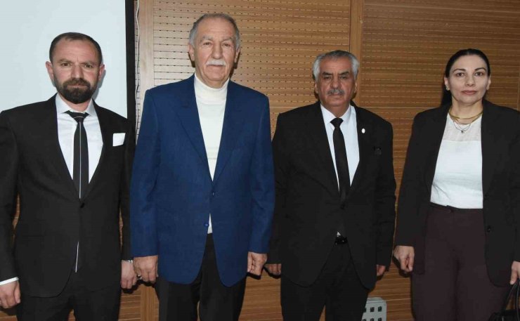 Şenkaya’da Esnaf Odası’na kadın eli