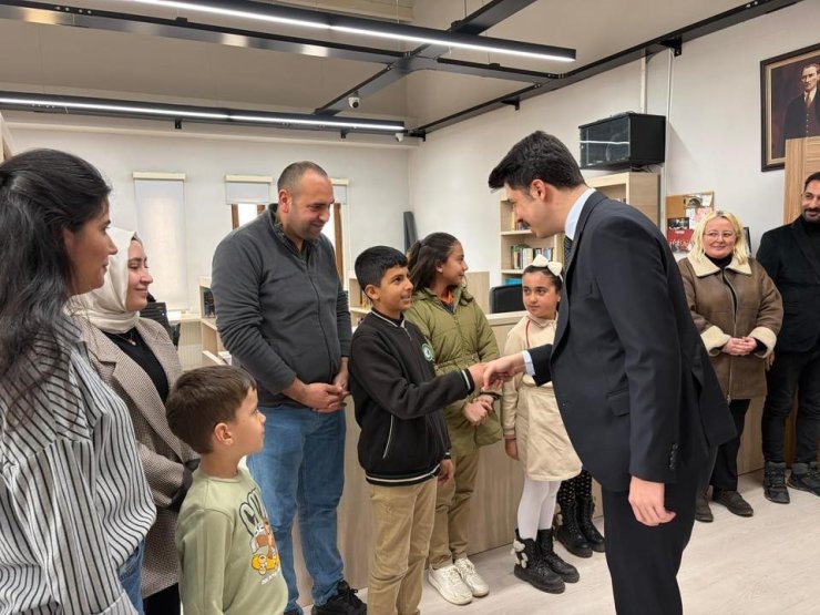 Digor’da Kütüphane Haftası coşkusu: En çok okuyan öğrenciler ödüllendirildi